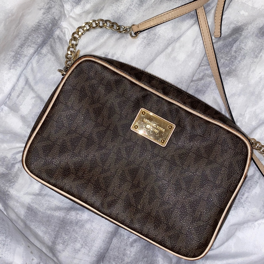 Michael Kors Crossbody Bag